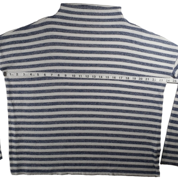 Lucky Brand Cloud Jersey Rib Stripe Mock Neck Shirt Size Small - Picture 9 of 12